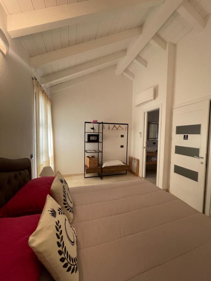 Corso Umberto Rooms ออลเบีย ภายนอก รูปภาพ
