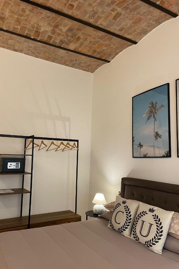 Corso Umberto Rooms ออลเบีย ภายนอก รูปภาพ