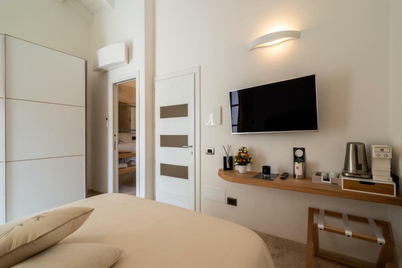 Corso Umberto Rooms ออลเบีย ภายนอก รูปภาพ