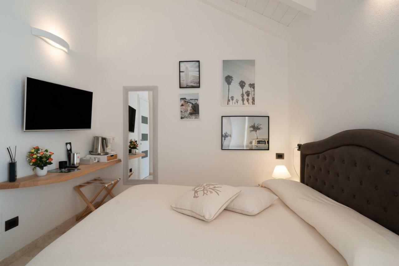 Corso Umberto Rooms ออลเบีย ภายนอก รูปภาพ
