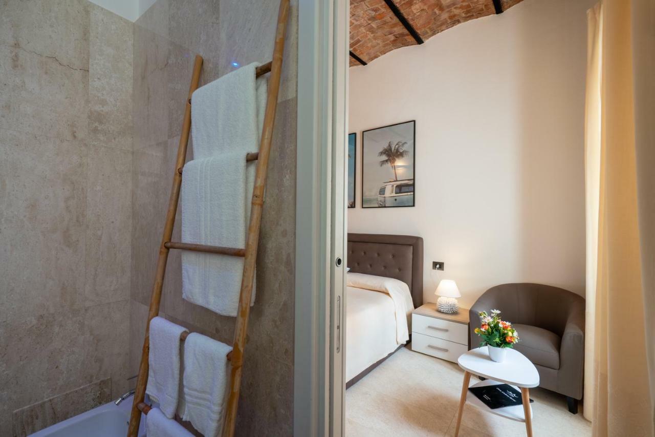 Corso Umberto Rooms ออลเบีย ภายนอก รูปภาพ